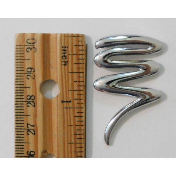 Squiggly Silver Line Metal Lapel Pin Vintage Secure Backing 1.5 Inch - Picture 5 of 5